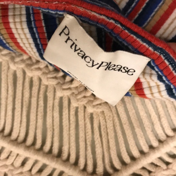 Privacy Please Revolve Crop Tank Size Small - Picture 4 of 4